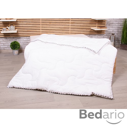 Celoroční přikrývka z dutého vlákna MICROCORAL 140x200