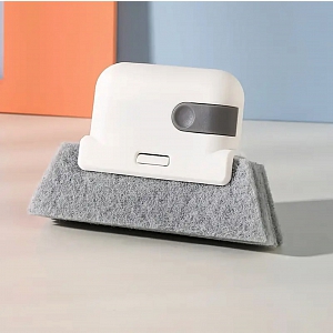 Kartáč na čištění okenních drážek