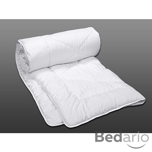 DeLuxe Prošívaná přikrývka z bavlněného saténu 140x200