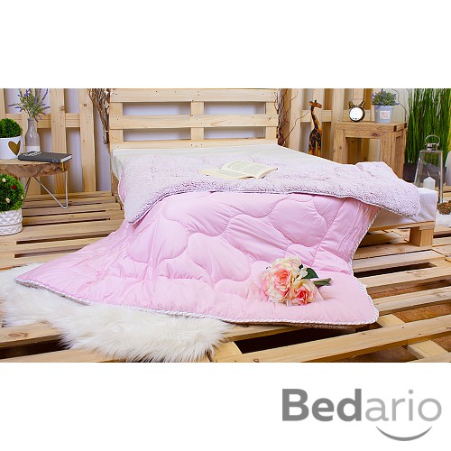 Prošívaná přikrývka Winter collection s beránkem 140x200 Růžová