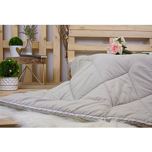 Prošívaná přikrývka Winter collection s beránkem 140x200 Béžovo-šedá