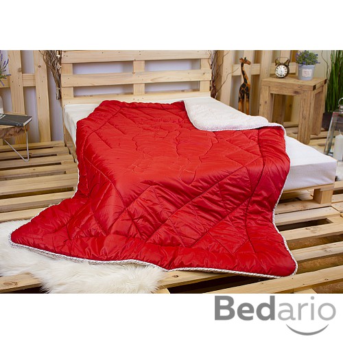 Prošívaná přikrývka Winter collection s beránkem 140x200 Červená