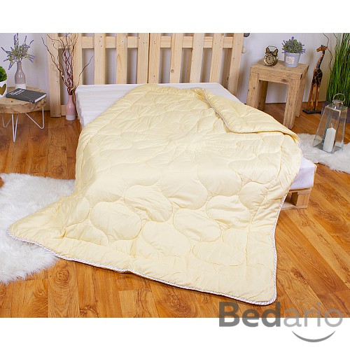 Prošívaná přikrývka ECONOMY Vanilková 140x200