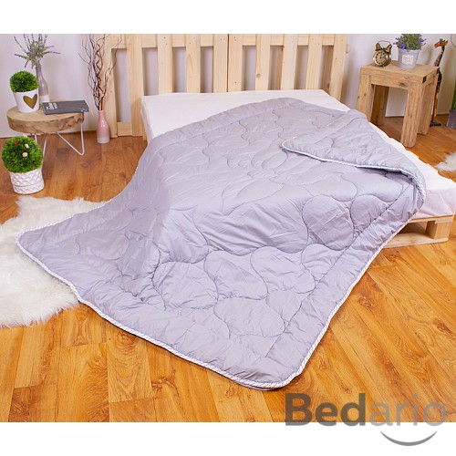 Prošívaná přikrývka ECONOMY Světle šedá 140x200