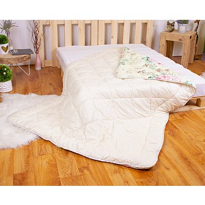 Prošívaná přikrývka ECONOMY Jemná renesance 140x200