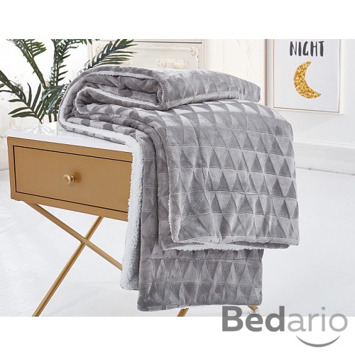 Deka beránek 150x200 - Triangles - Světle šedá