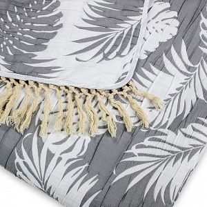 Prošívaný dekorační přehoz s třásněmi 240x260 Tropical Leaves Grey