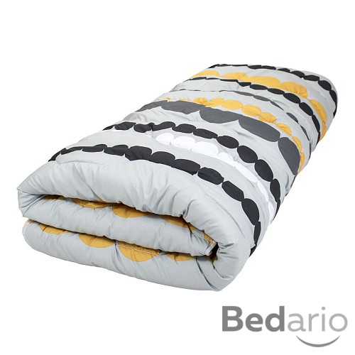 Celoroční přikrývka z dutého vlákna LUX puntíky 140x200