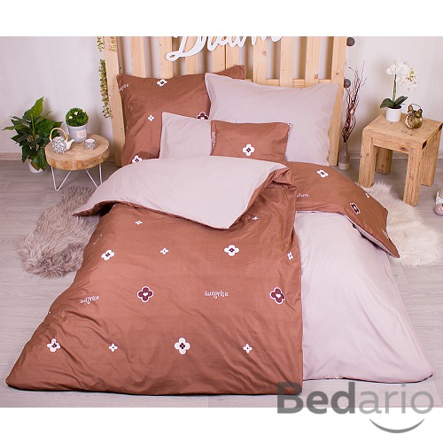 Sedmidílná sada hebkého povlečení se vzorem 140x200+70x90 Emblém hnědo-béžová