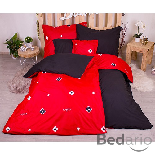 Sedmidílná sada hebkého povlečení se vzorem 140x200+70x90 Emblém červeno-černá