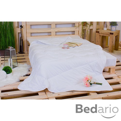 Letní přikrývka z dutého vlákna 140x200